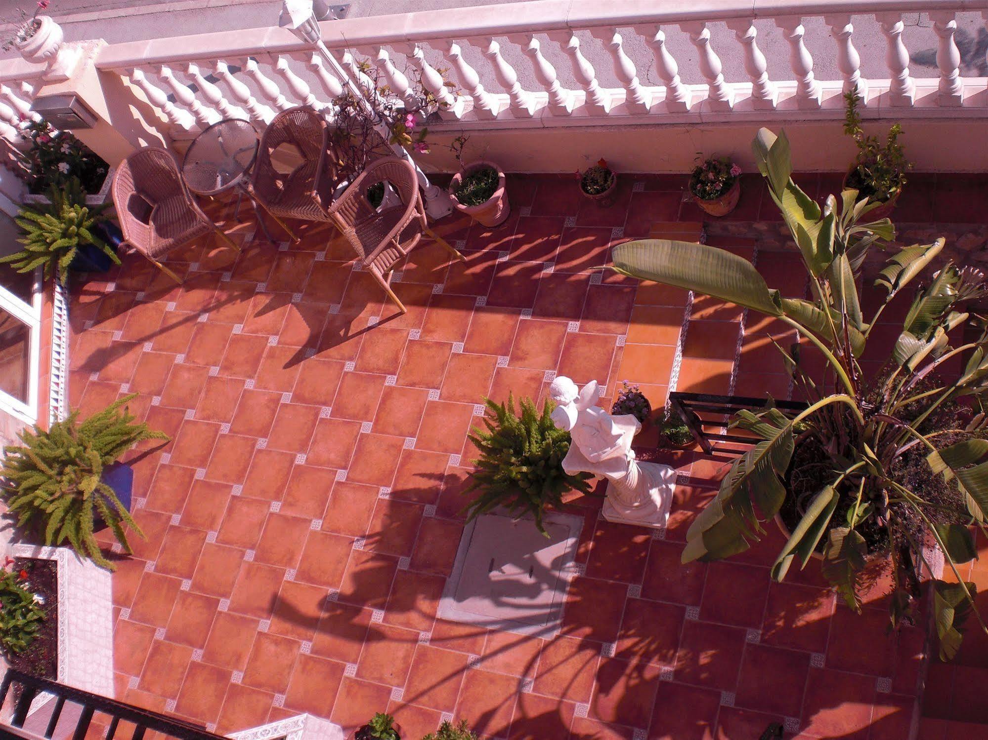 Hostal Residencial La Paloma II Calp Exterior foto